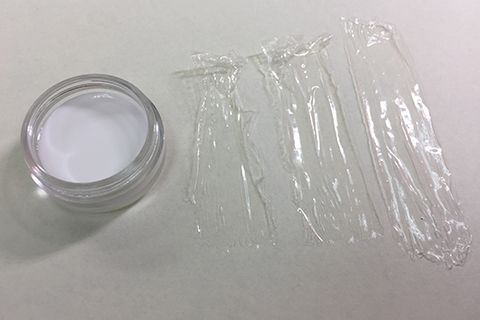 新澳门彩出号综合走势和柜员拿放大镜办业务与银行专用放大镜
